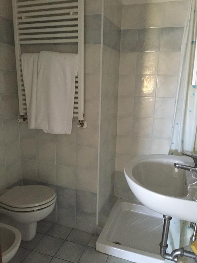 Ferienwohnung Casa Regina Desenzano del Garda Exterior foto