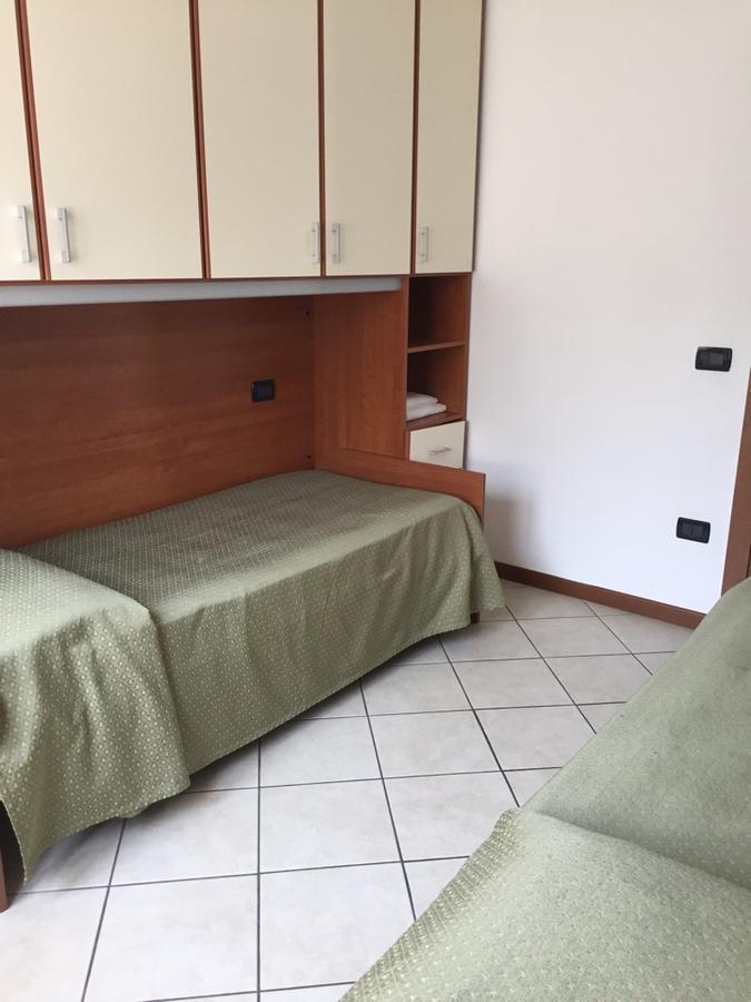 Ferienwohnung Casa Regina Desenzano del Garda Exterior foto